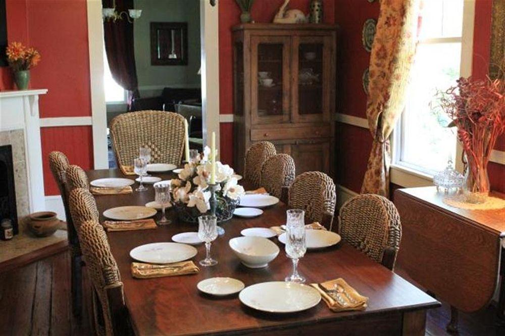 Carroll House Bed & Breakfast Bay St. Louis 外观 照片