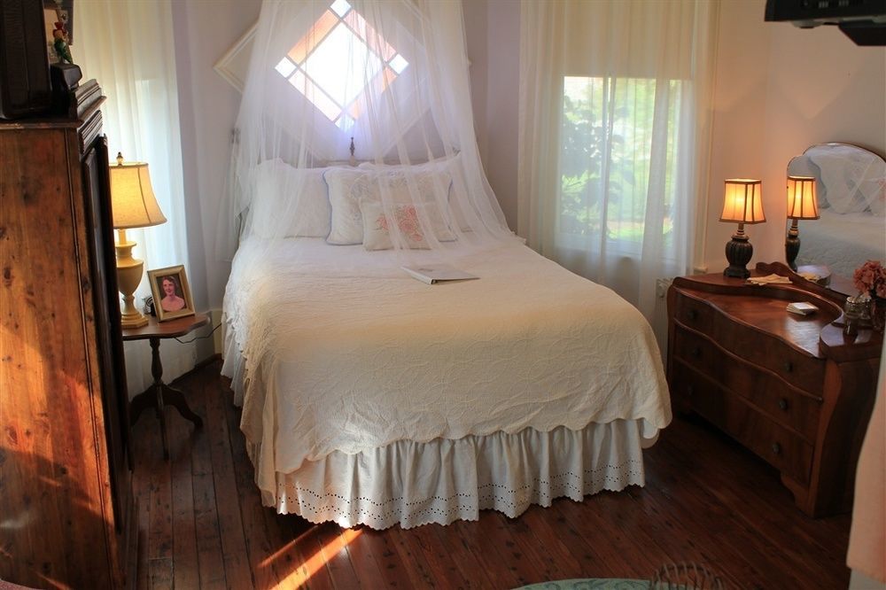 Carroll House Bed & Breakfast Bay St. Louis 外观 照片