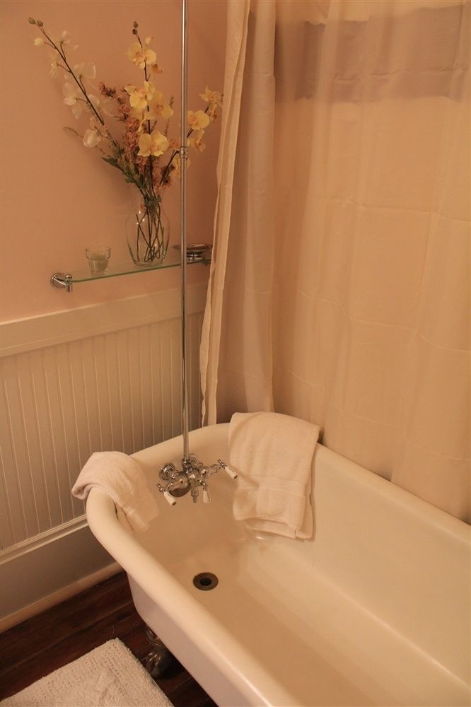 Carroll House Bed & Breakfast Bay St. Louis 外观 照片